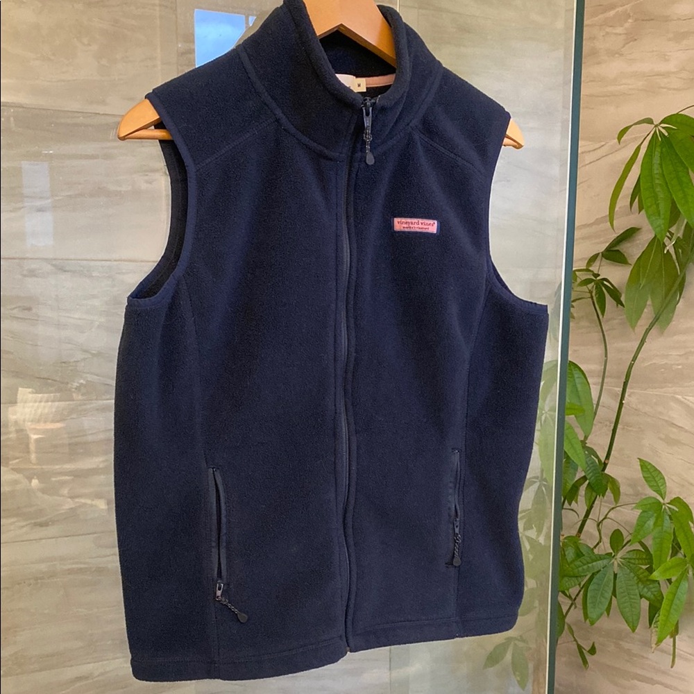 Vineyard Vines. Navy Blue Fleece Vest
